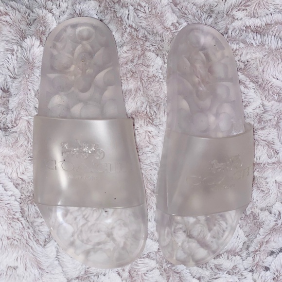 **BRAND NEW** WITHOUT TAGS WOMENS COACH SLIDES - Picture 3 of 5